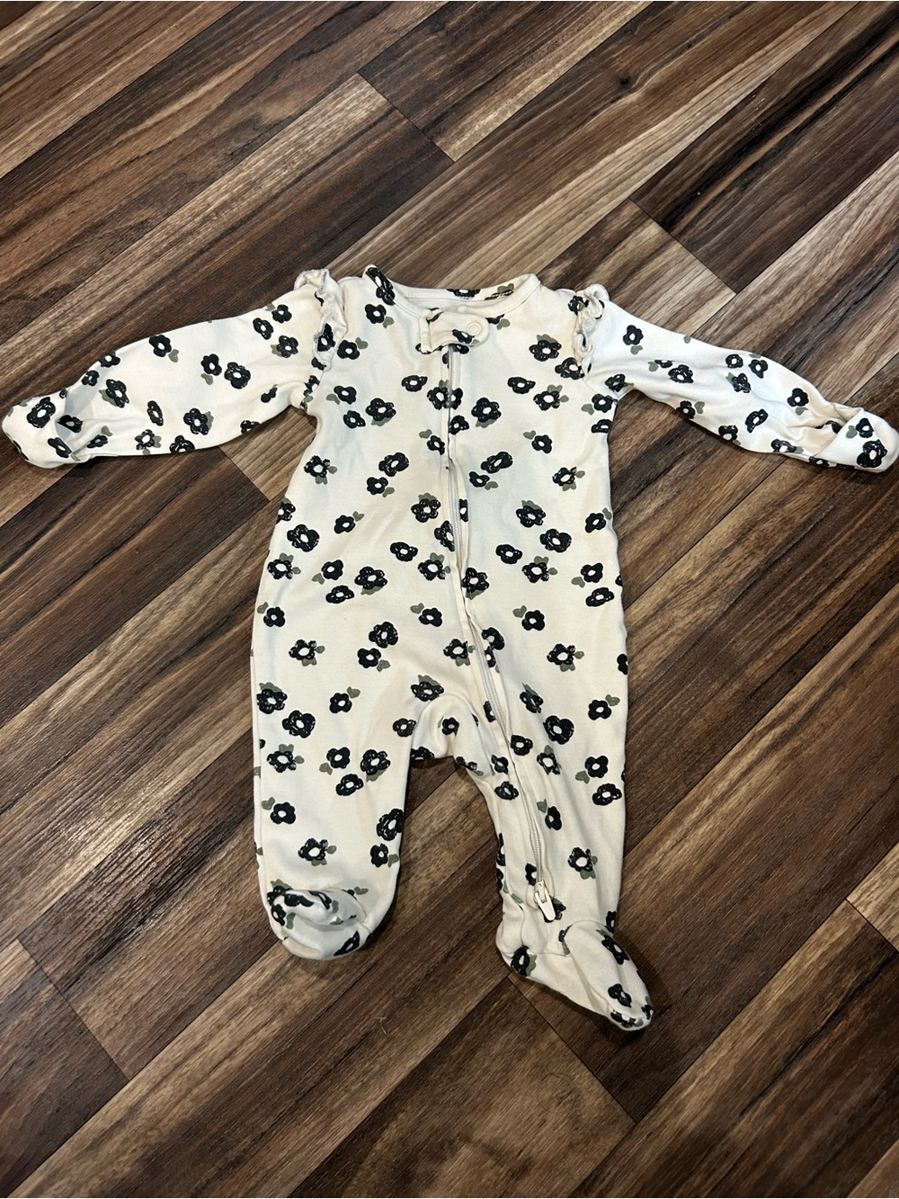 Cream Floral Footed One-Piece Pajamas for 0-3m